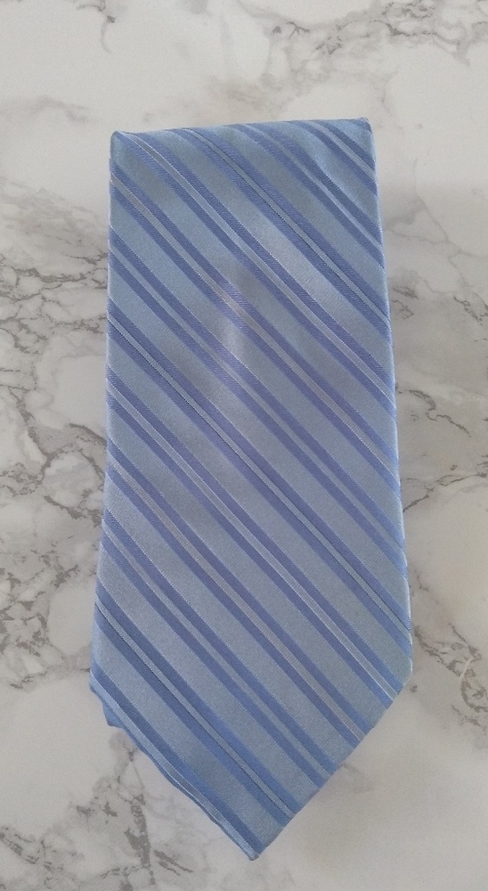 J. Ferrar Blue Stripe 100% Silk Tie